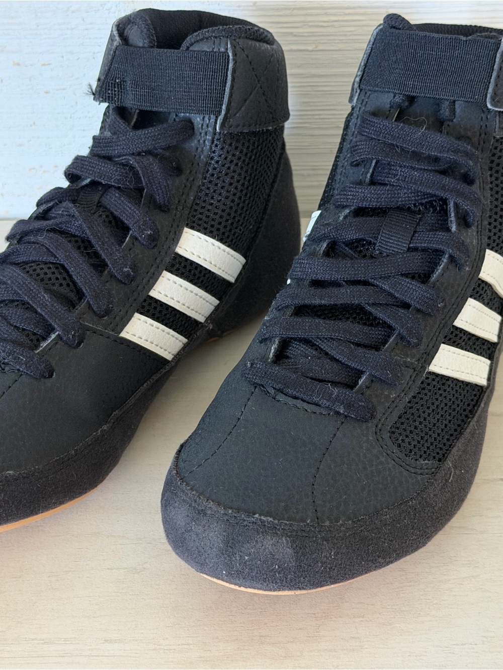 Adidas HVC 2 MMA Wrestling Boxing Shoes Youth Size 2.5 Black White AQ3327 NEW